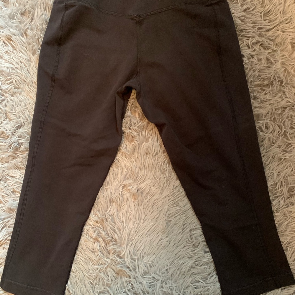 Black Cropped Nike Leggings